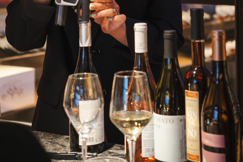 Rethymno: Cretan Wine Tasting Guided Tour with Local Food