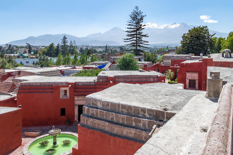 Arequipa: Colonial Treasure with the Enchantment of the Santa Catalina Monastery.