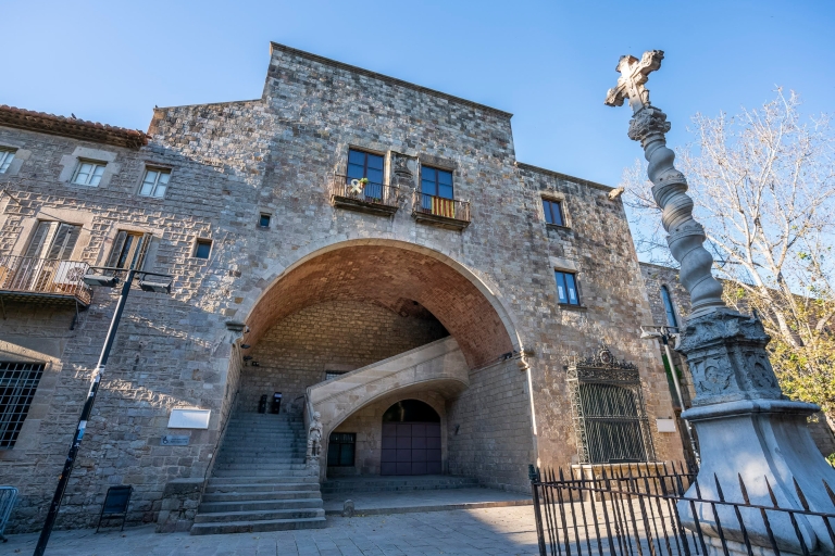 Barcelone : visite, château de Montjuïc, téléphériqueVisite privée