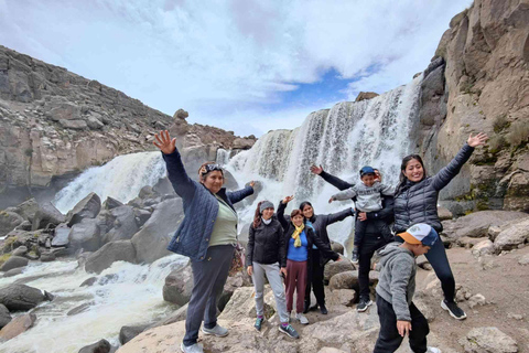 Avonturendag in Arequipa: Pillones waterval + rotsbos