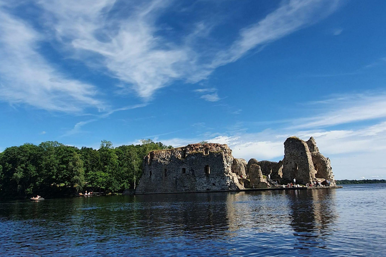 From Riga:Medieval Castles&Legends Tour: Lielvārde & Koknese