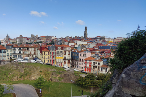 Porto: Walking Tour Highlights with Local Guide (smallgroup) Porto: Walking Tour with Local guide (Private)