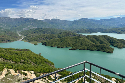 De Tirana: Lago Bovilla e Montanha Gamti: viagem de 1 dia para caminhada