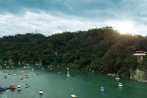 Taipei: Riverside Bike Ride with Optional Tea and Hike Greater Taipei: Riverside Bike Ride and Danshui Old Street