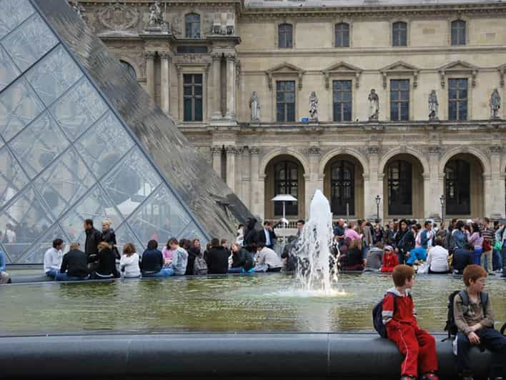 Skip-the-Line Louvre Tour: Mona Lisa & Iconic Artworks | GetYourGuide