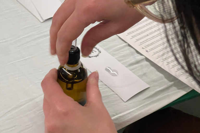 Tirana: The Art of Making a Perfume