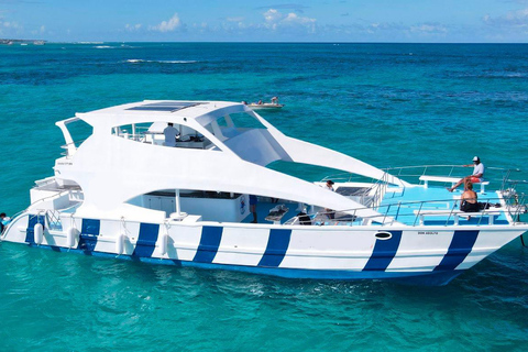 EXCLUSIF PARTY YACHT snorkeling, piscine naturelle.RESERVEZ MAINTENANT