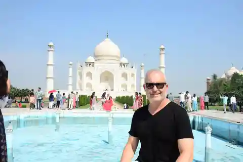 Agra: Taj Mahal, Agra Fort, and Baby Taj Guided Tour