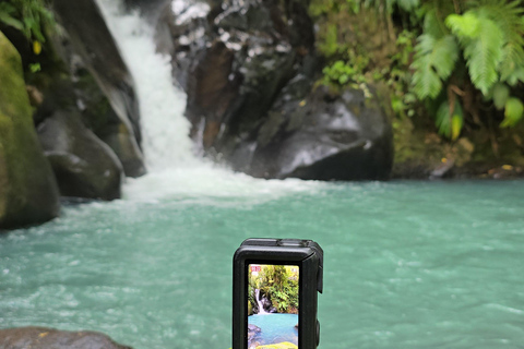 4x4 Land Rover day trip with Fanm Sosyal Kréyol in Guadeloupe Half-Day