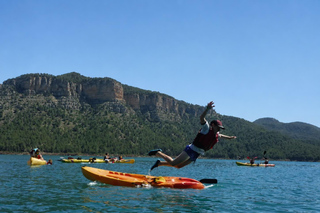 Montanejos: Arenós Reservoir Guided Kayak Tour with Photos