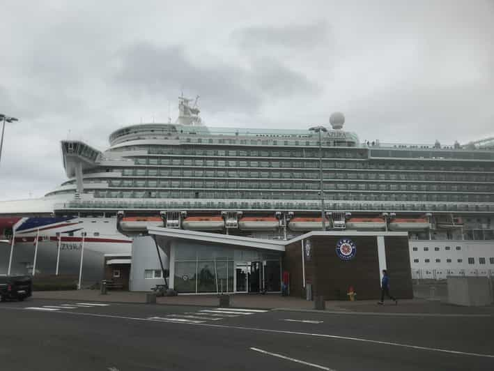 Reykjavik: Cruise Port Transfers fo/from Keflavik Airport | GetYourGuide