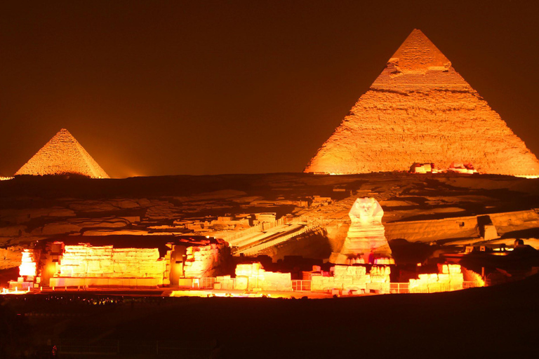 Pokaz dźwięku i światła w piramidach w Gizie