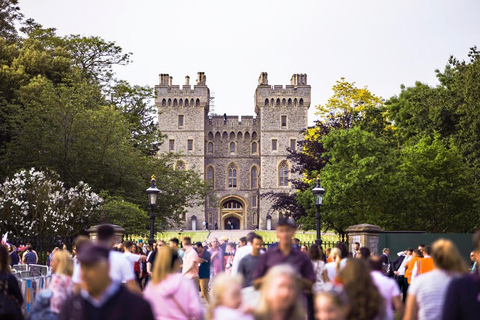 Windsor Castle Private Tour with Driver From London