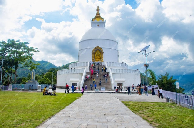 Pokhara: Peace Pagoda Sunset, Annapurna Mountain Views Tour