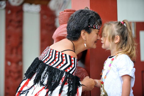 From Auckland:Rotorua Day Trip with Te Puia & Polynesian Spa