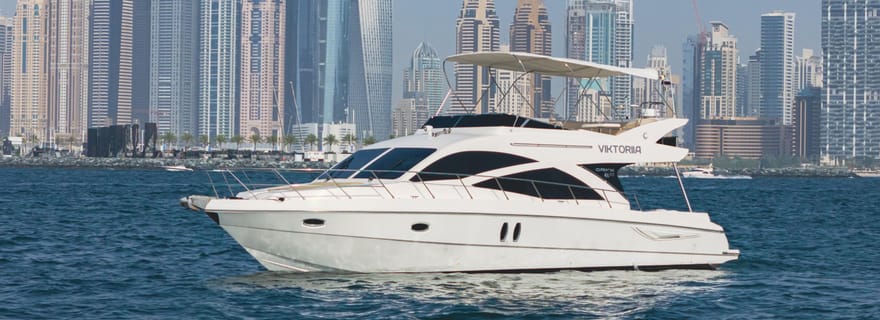 Location de yacht Viktoriia à un prix abordable dans la marina de Dubaï