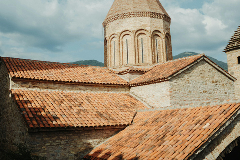 Tbilisi: Kazbegi Day Trip and Gergeti Trinity Church