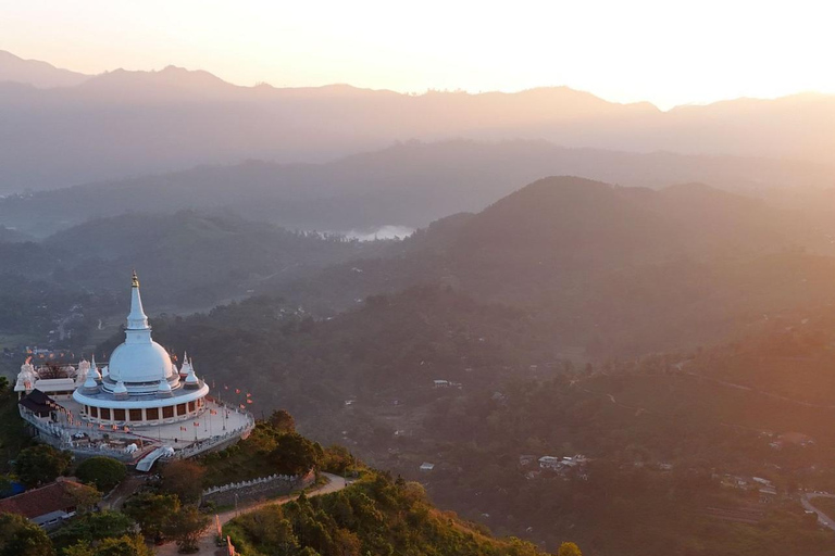 Scenic Highland Journey: Private Transfer from Kandy to Ella