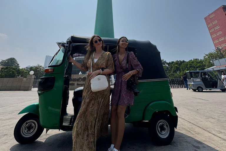 Discover Colombo’s Key Landmarks by Tuk-Tuk Tour