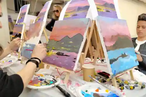 Art Workshop in Naples city centre with Aperitif