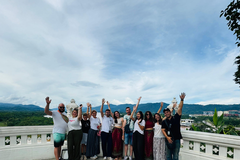 Chiang Rai: Explore All 7 Major Sites & Free Buffet Lunch Chiang Rai: Wonderful Temples & 7 Major Sites | Buffet Lunch