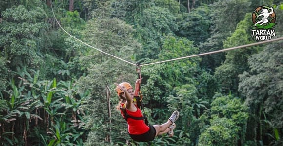 Chiang Mai: Jungle Zipline and White Water Rafting Tour