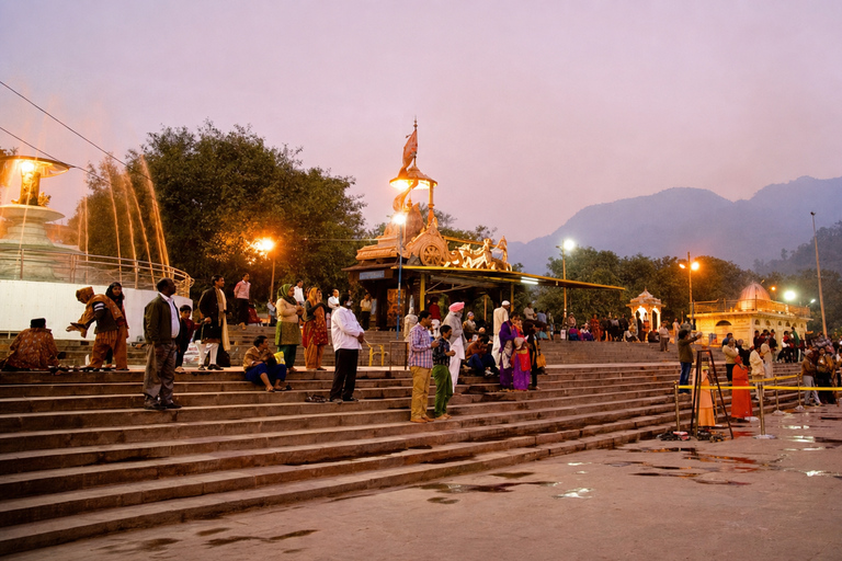 Rishikesh: Walk Rituals, River Views & Markets with Local