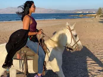 Paseo a caballo,puesta de sol en Falasarna,cena en una taberna,video con dron