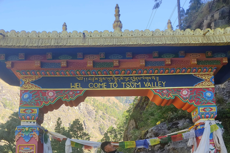 Trek dans la vallée de Tsum (une vallée cachée)