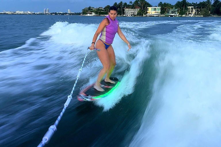Miami: Wakesurf Open Session — Join Solo or With Friends