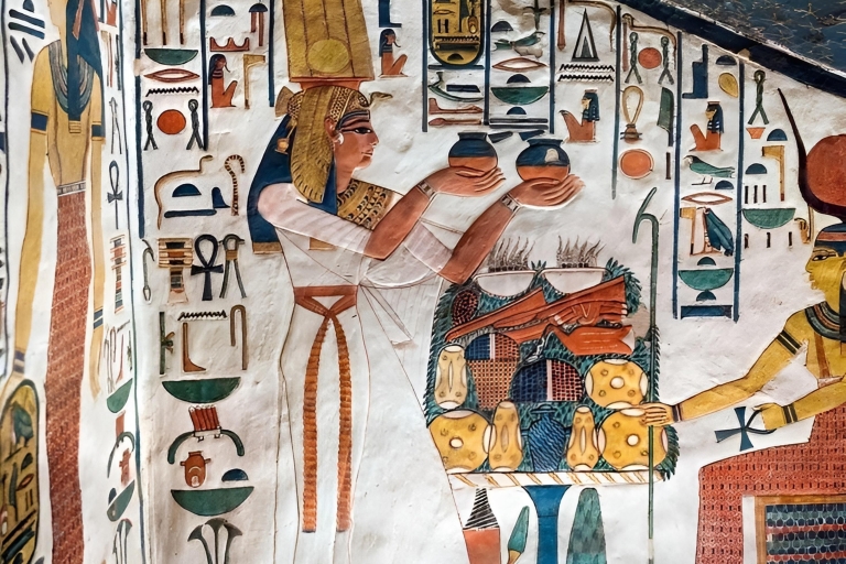 Luxor: Tour Privado del Valle de las Reinas, Nobles y Traslado a Habu