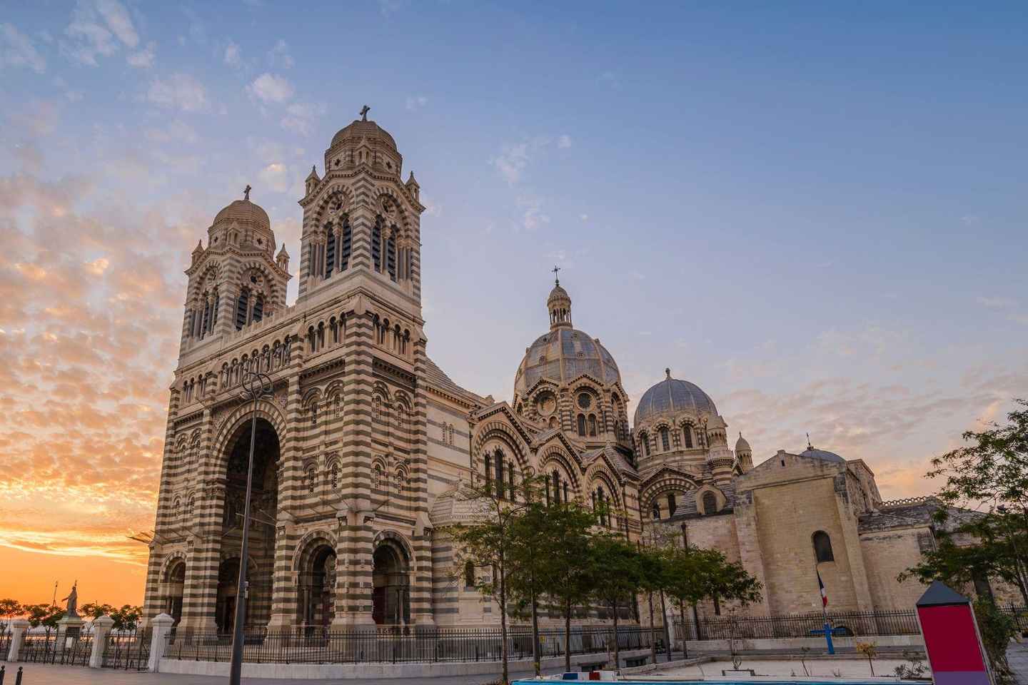 Marseille Walking Tour with a Local - 3-Hour Private Walking Tour