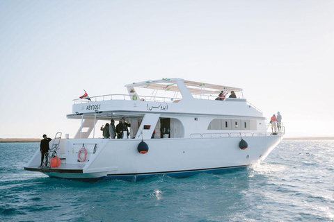 Hurghada: Tawila El Gouna Luxury Island Day Use and Snorkel