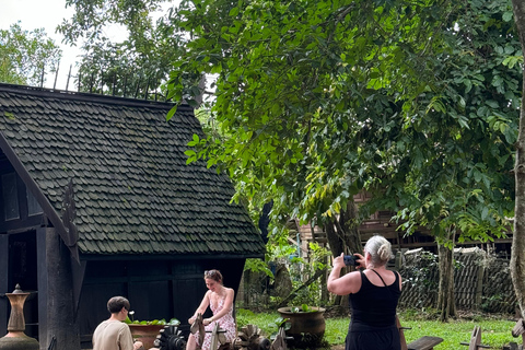 Chiang Rai: Explore All 7 Major Sites & Free Buffet Lunch Chiang Rai: Wonderful Temples & 7 Major Sites | Buffet Lunch