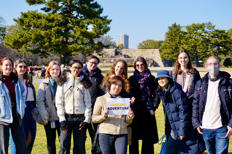 Tokyo: Imperial Palace History Walking Tour