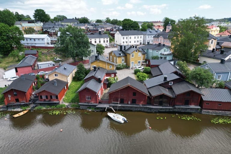 Helsinki: Porvoo Private Tour with Guide and Car
