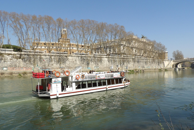 Castel Sant'Angelo, Ara Pacis & Hop-on Hop-off Boat