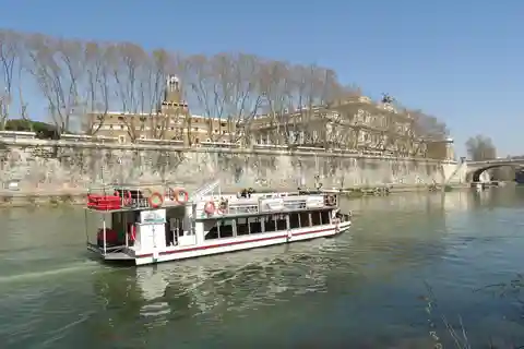 Castel Sant'Angelo, Ara Pacis & Hop-on Hop-off Boat