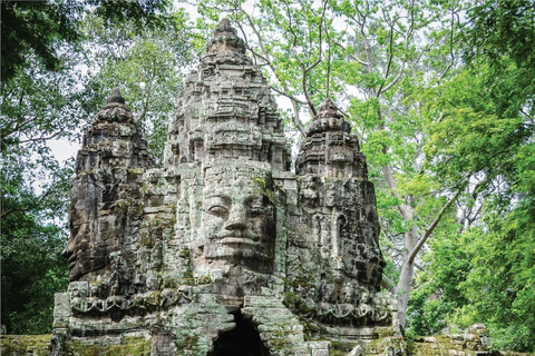 Private Tuktuk taxi to Angkor Wat, Bayon and Ta Prohm Temple