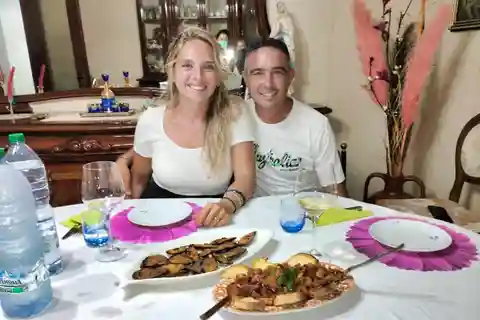Acireale a casa di Giusy per un vero siciliano fatto in casa