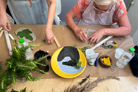 Thessaloniki center: Botanical Clay Pinch-Pot Workshop