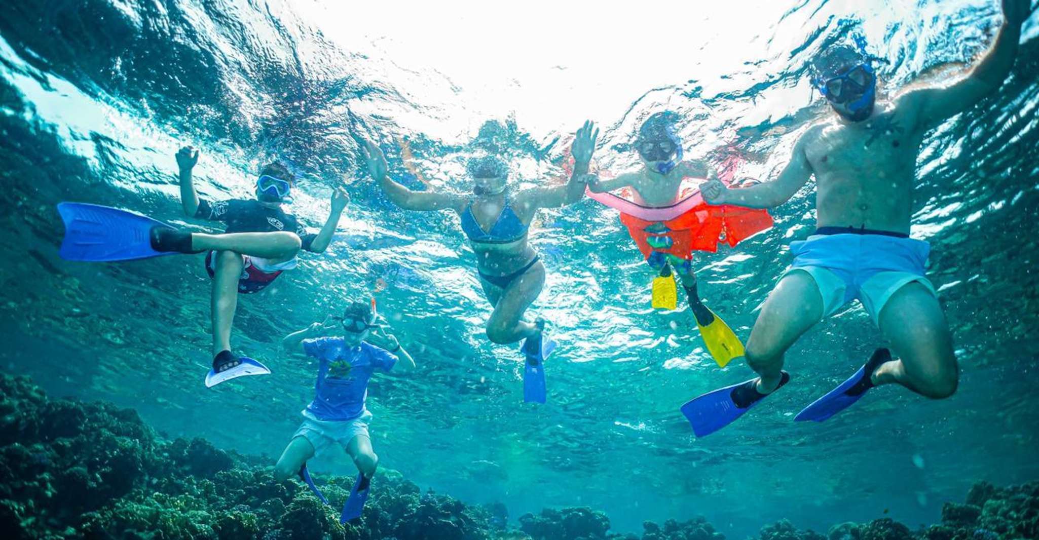 Jeddah: Guided Snorkeling Trip with Snacks and Drinks photo 2