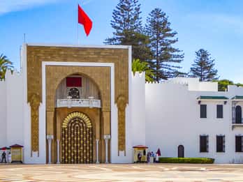 From Málaga: Morocco Day Trip with Tour Guide and Lunch