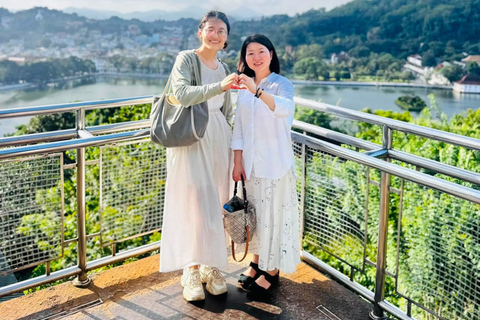 Kandy: Guided City Tour/Temple of the Tooth & Tea Factory