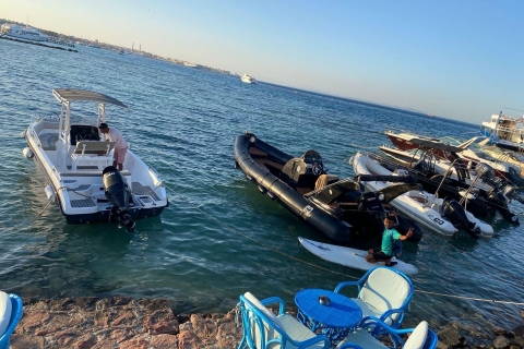 Hurghada : Sonnenuntergang, Barbecue Magawish Island mit dem SchnellbootPrivates Schnellboot bei Sonnenuntergang mit Grill