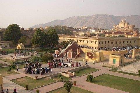 Jaipur: Królewska wycieczka po różowym mieście Jaipur (all inclusive)Wycieczka wyłącznie wygodnym samochodem z klimatyzacją i lokalnym przewodnikiem turystycznym