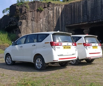 Reserva um táxi fiável de 2 dias de Aurangabad para Ajanta e Ellora
