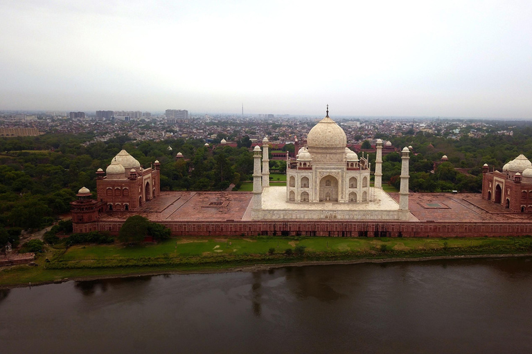 From Delhi: Taj Mahal, Agra Fort & Baby Taj Private Day Trip