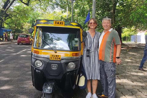 Fort Kochi Sightseeing on Tuk Tuk and Backwater Kayaking