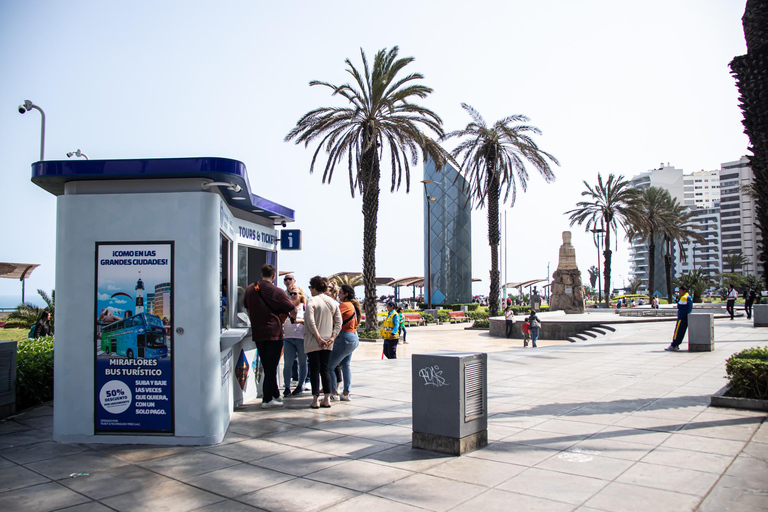 Hop on - Hop Bus in Miraflores